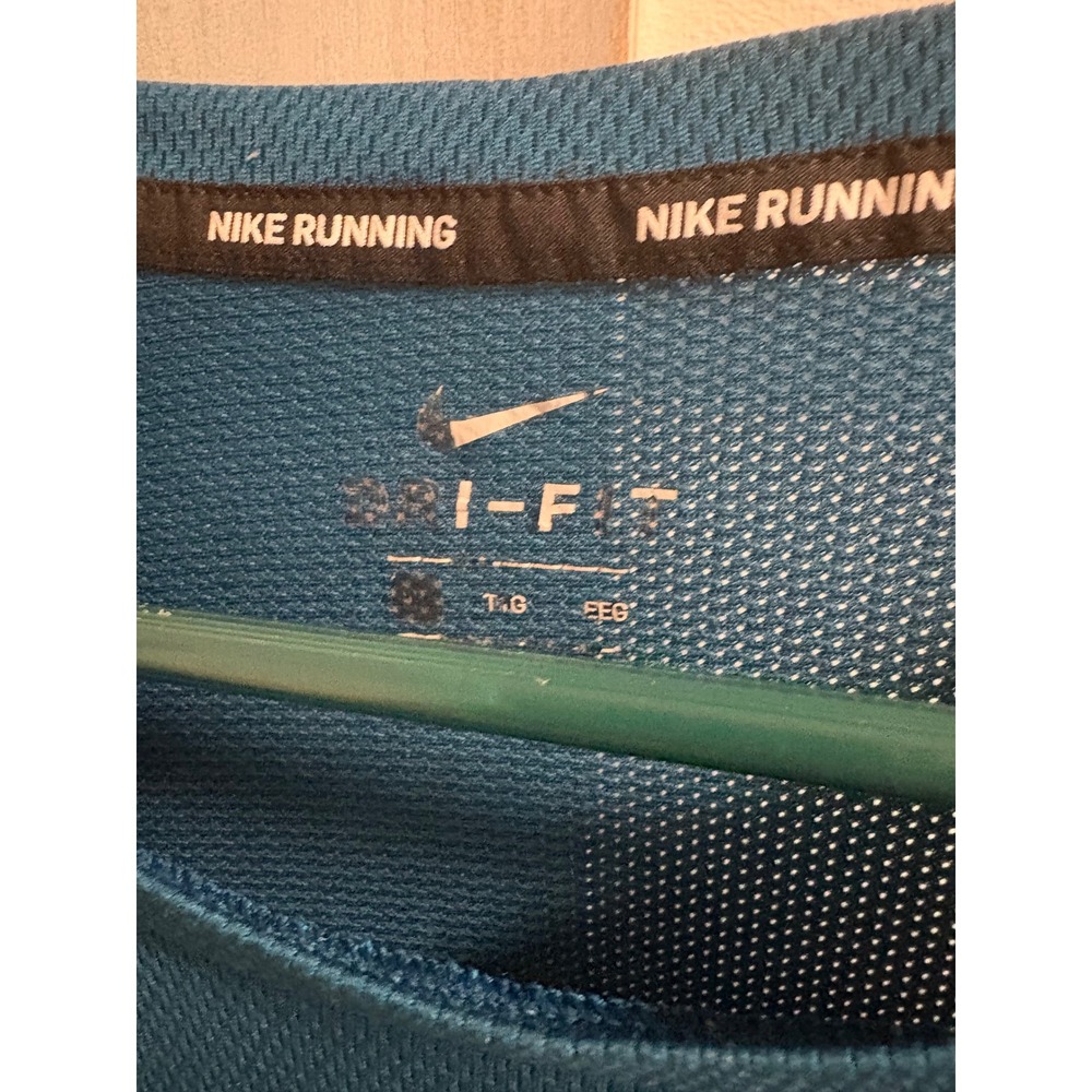 Nike Running Dri-FIT Teal Blue Graphic Logo Performance Shirt 2XL 929479-474 - Picture 2 of 4